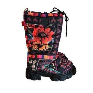 FARM Rio Scarf Lug Sole Tall Shaft Boots Multicolor Size 6